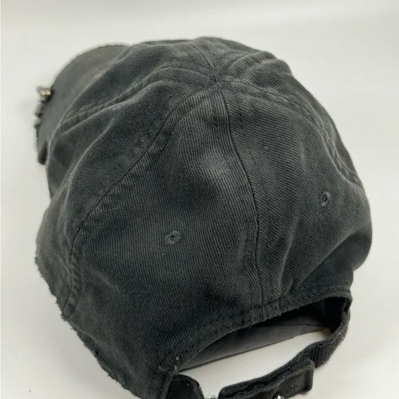 Balenciaga SS23 Black Piercing Distressed Cap - Picture 4 of 10